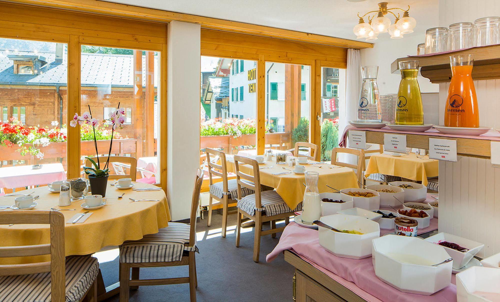 Hotel Restaurant Gabriel Scuol Esterno foto